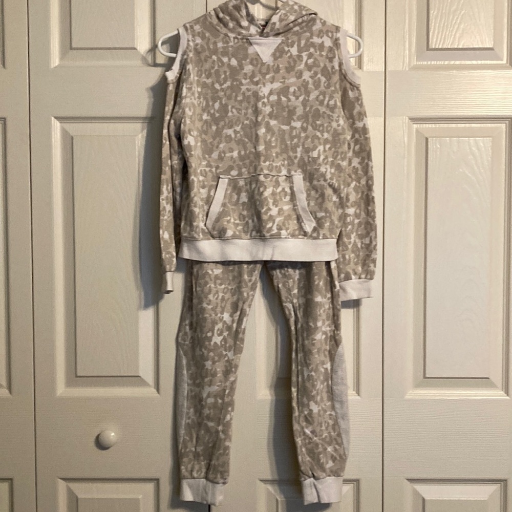 Vintage Havana - Girls Size Medium - Hoodie Joggers Matching Set - EUC